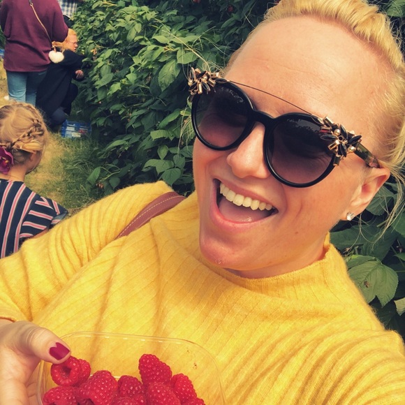 Meet your Posher, Annabelle - Picture 4 of 5